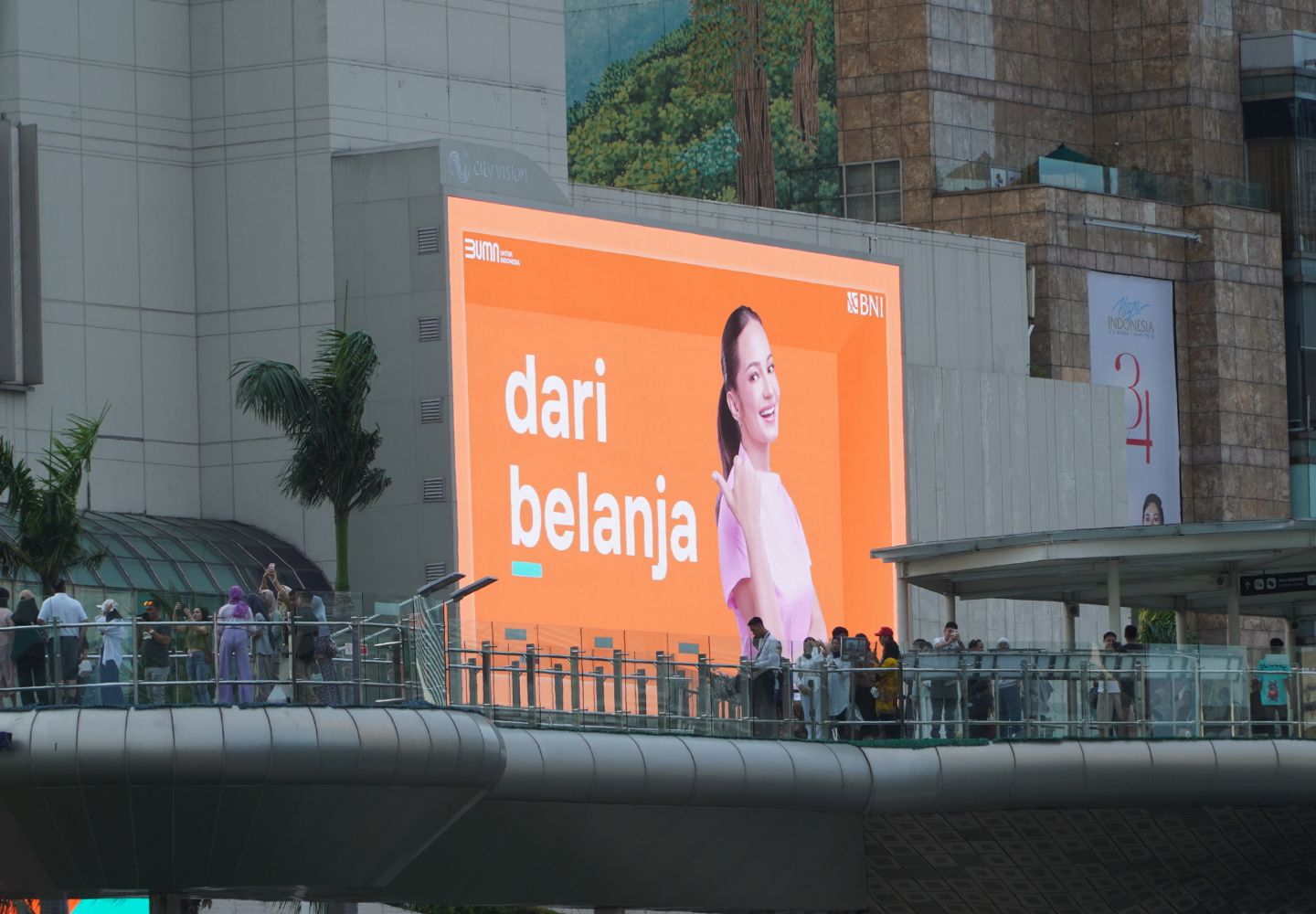 jakarta-billboard-installation