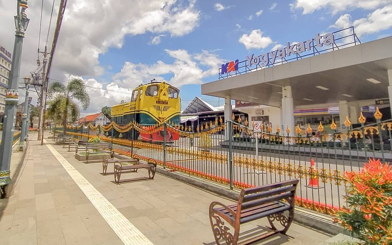 stasiun-jogja-yang-dekat-dengan-malioboro