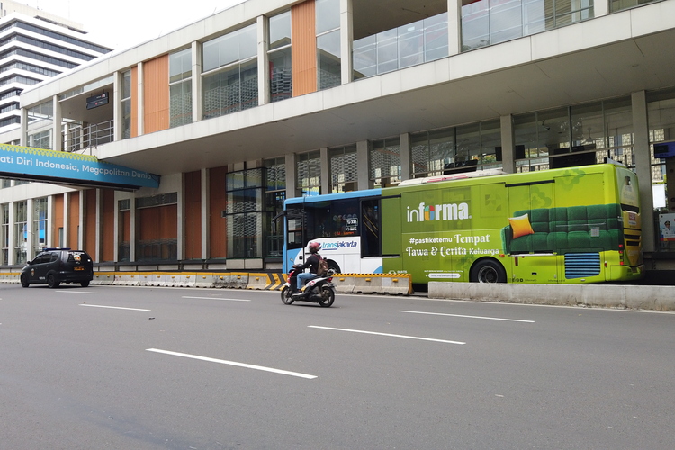 bus-exterior-advertising