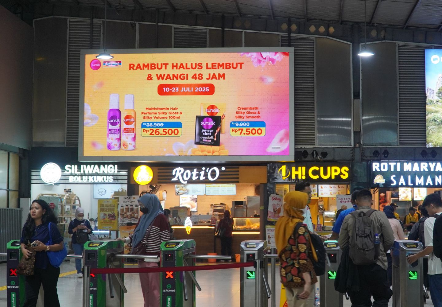 contoh iklan komersial